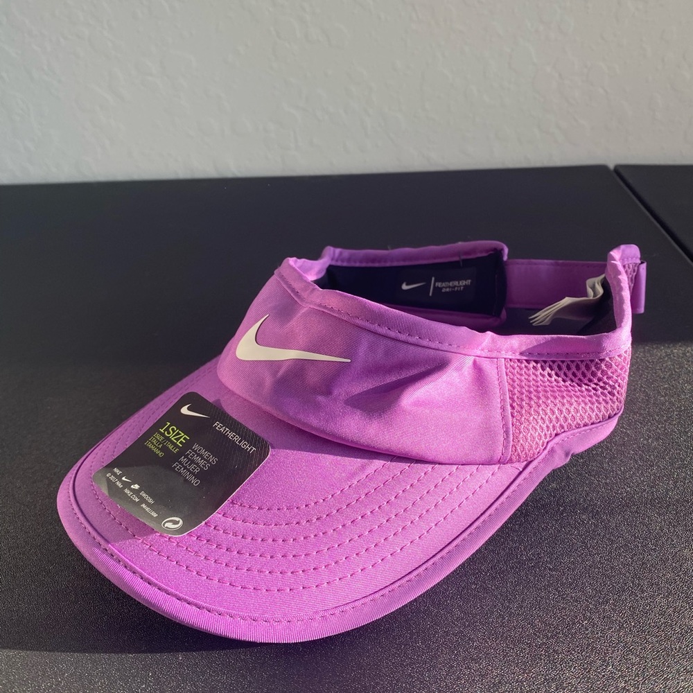 Nike Aerobill Featherlight Women's Tennis Visor NWT